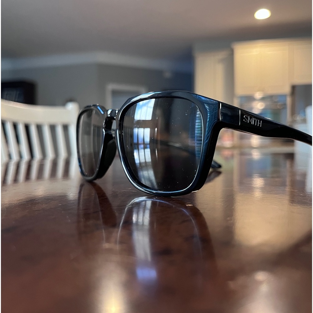 Smith Optics | Contour 807. Great condition. Minimal wear. Size: 56-18-140